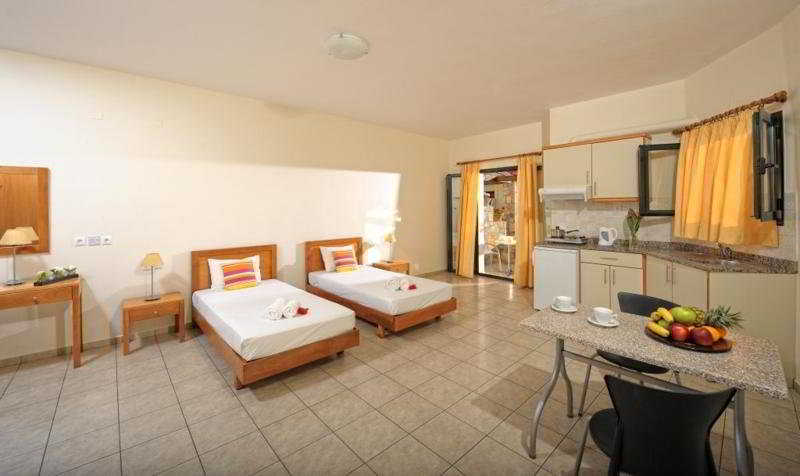 Kristalli Hotel Apartments Μάλια Εξωτερικό φωτογραφία