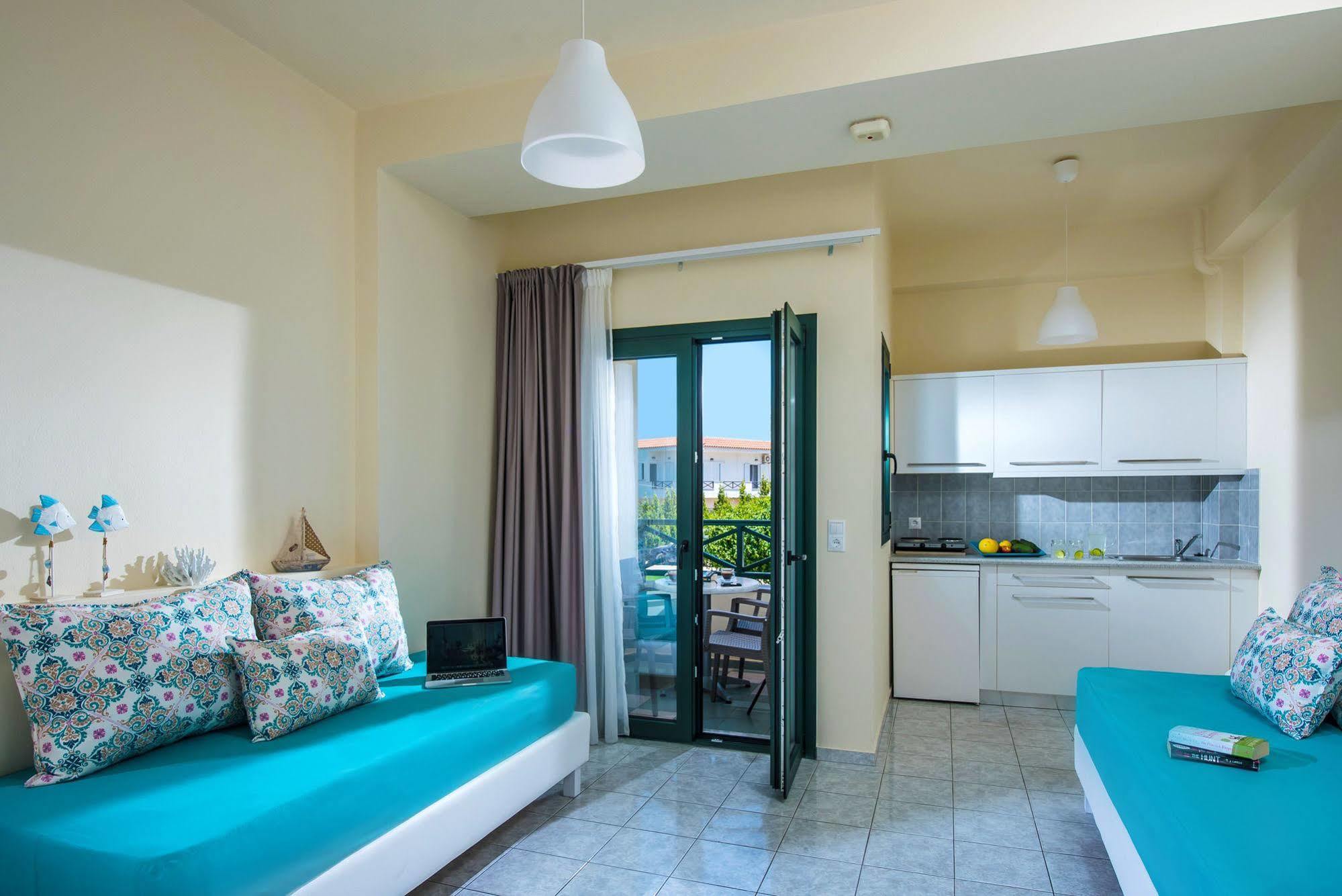 Kristalli Hotel Apartments Μάλια Εξωτερικό φωτογραφία